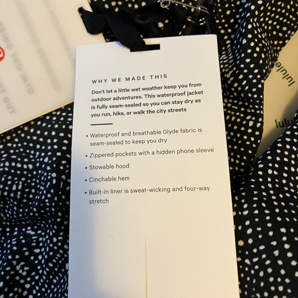 NWT Lululemon Here To Move Jacket, Sz 6, Free Spirit Alpine White Black - Picture 2 of 9
